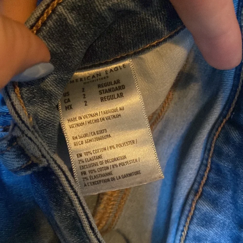 American Eagle Blue Jeans - Picture 3 of 3